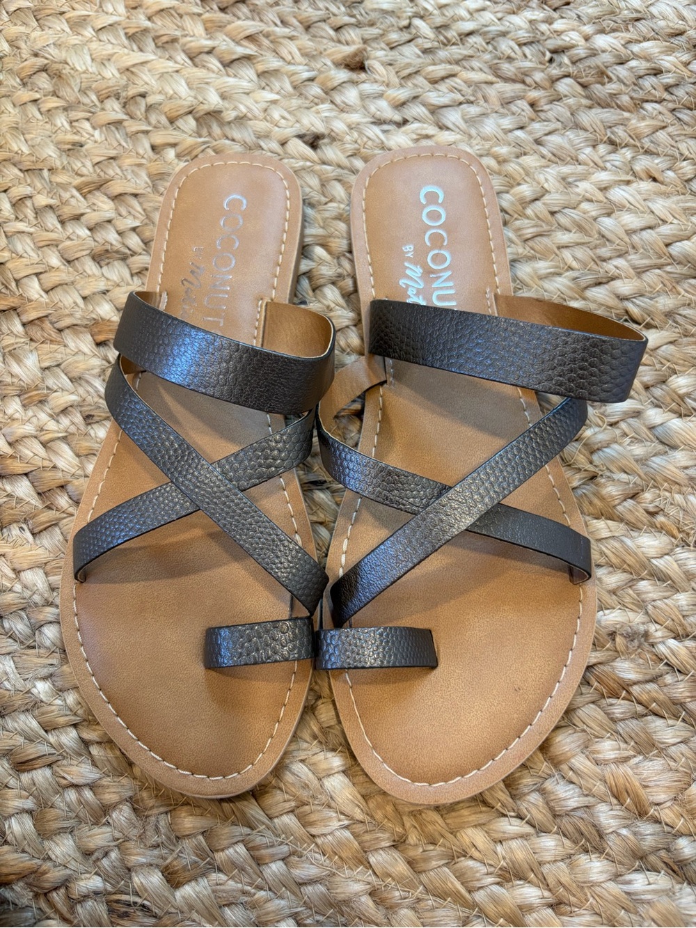 Coconuts By Matisse - Grey/Silver Snake Skin Sandals | Size 8